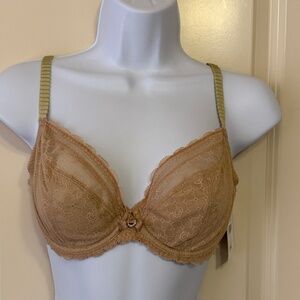 Chantelle Underwire Bra size 32DD